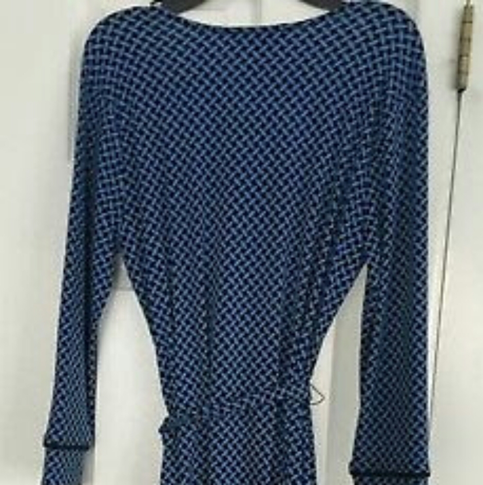 Wrap Dress With Belt - Picture 5 of 5